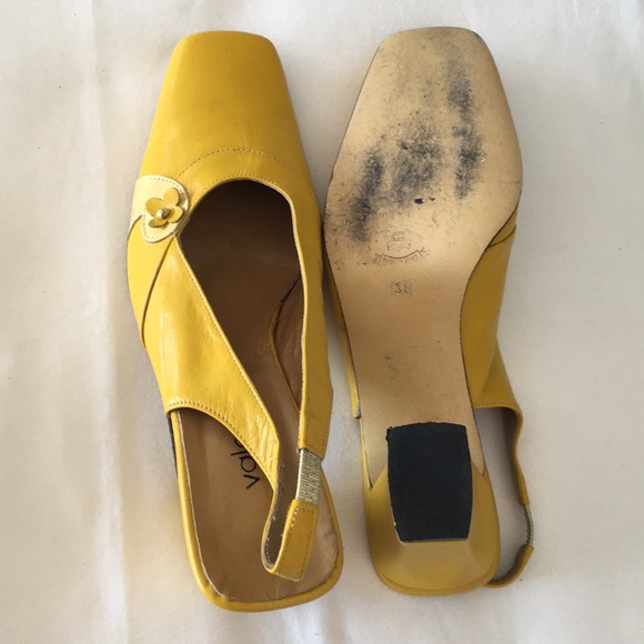 Valentino vintage yellow shoes Sz Euro 38 - Picture 7 of 8